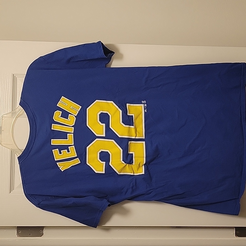 Yelich Brewers baseball shirt